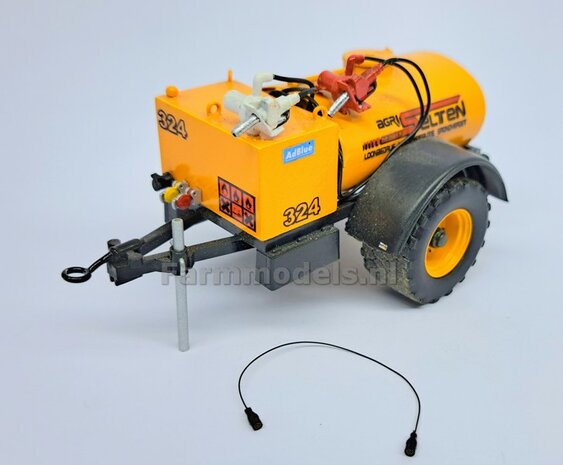 10x 13-Polige STEKKER + VERLICHTINGSKABEL  &Oslash; 0.3 mm Materiaal RESIN, BLANK Geleverd + &Oslash; 0.3 mm kabel  1:32 