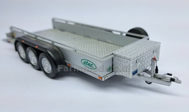 10x 13-Polige STEKKER + VERLICHTINGSKABEL  &Oslash; 0.3 mm Materiaal Resin, ZWART MATT Gespoten geleverd + &Oslash; 0.3 mm kabel  1:32 