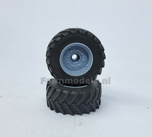 &Oslash; 47,3 mm: FIAT 1580/ 160-90 van ROS: 2x VOORAS Banden met RESIN 8 GAATS-Velgen BLANK geleverd  1:32   Farmmodels Custom Line Series  