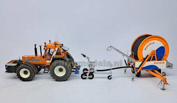 &Oslash; 47,3 mm: FIAT 1580/ 160-90 van ROS: 2x VOORAS Banden met RESIN 8 GAATS-Velgen NH-FIAT WIT Gespoten geleverd  1:32  Custom Line Series  