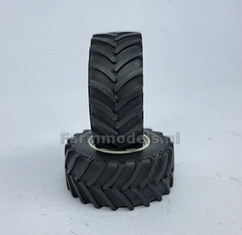 &Oslash; 47,3 mm: FIAT 1580/ 160-90 van ROS: 2x VOORAS Banden met RESIN 8 GAATS-Velgen NH-FIAT WIT Gespoten geleverd  1:32  Custom Line Series  