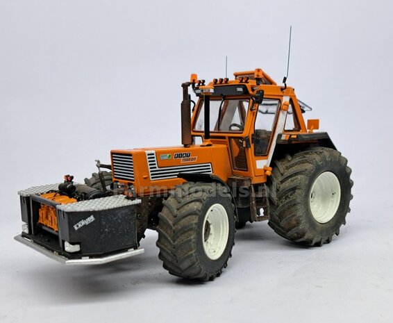 &Oslash; 58.5 mm: FIAT 1580/ 160-90 van ROS: 2x ACHTERAS Banden met RESIN 8 GAATS-Velgen NH/ FIAT WIT gespoten geleverd  1:32   Farmmodels Custom Line Series  