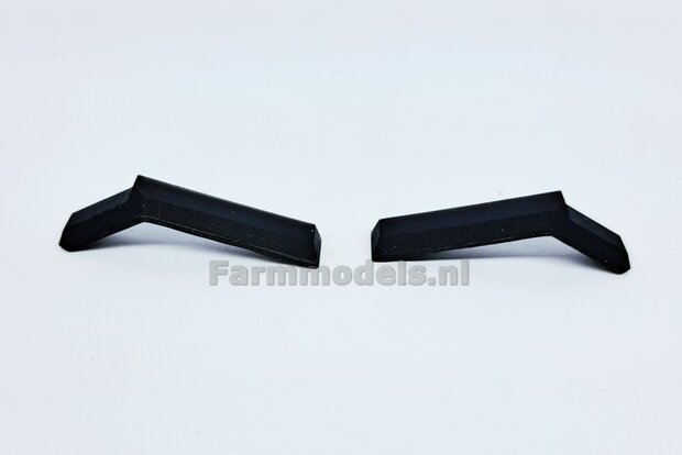2x ACHTERAS SPATBORDEN 7.7mm breed t.b.v. FIAT 1580/ 160-90 van ROS:    Materiaal Resin ZWART MATT Gespoten geleverd  1:32  
