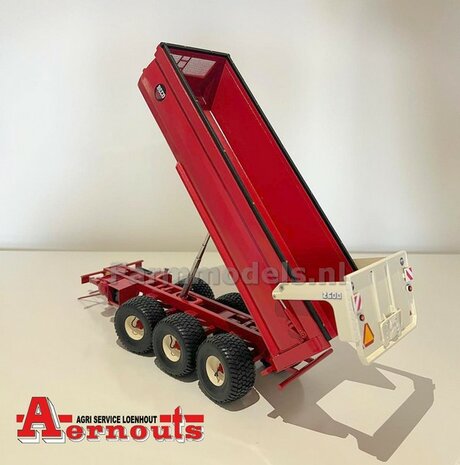 Handmatig gebouwd: BECO 2600 Tridemasser landbouwkipper 1:32 