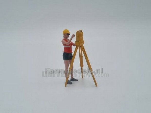 ORANGE: Vrouw met statief en laser en veiligheids hesje en helm-handgeschilderd 1:32 ATL32044