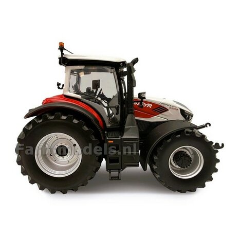 Steyr 6200 Impuls CVT-2026 + FREE GIFT VOORRUIT STICKERSET  1:32 UNIVERSAL HOBBIES  UH6812   