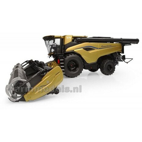 GOLD SHOW EDITION New Holland CR11 maaidorser Lim. Ed. 2000st. 1:32 UNIVERSAL HOBBIES  6829    OP=OP