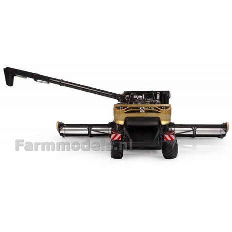 GOLD SHOW EDITION New Holland CR11 maaidorser Lim. Ed. 2000st. 1:32 UNIVERSAL HOBBIES  6829    OP=OP