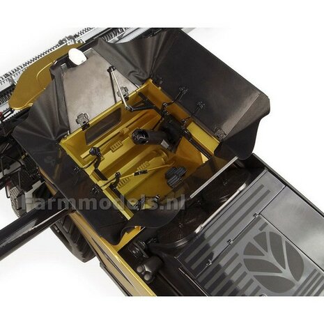 GOLD SHOW EDITION New Holland CR11 maaidorser Lim. Ed. 2000st. 1:32 UNIVERSAL HOBBIES  6829    OP=OP