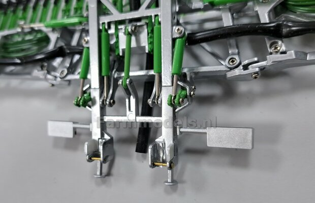 BOUWKIT: KOPPELBOK Resin ALUMINIUM Gespoten + 2x CILINDER + 6x Montage nagels  t.b.v. koppelen Joskin Pendislide met VEENHUIS Mesttank UH 1:32