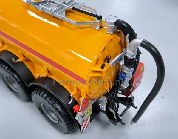 BOUWKIT: KOPPELBOK Resin ALUMINIUM Gespoten + 2x CILINDER + 6x Montage nagels  t.b.v. koppelen Joskin Pendislide met VEENHUIS Mesttank UH 1:32