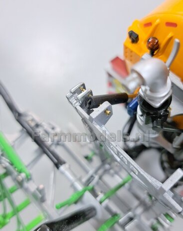 COMBIDEAL: 1x JOSKIN PENDISLIDE + 1x VEENHUIS 3-asser MESTTANK UH   (BOK + CILINDERS GEMONTEERD)  1:32  NB2B