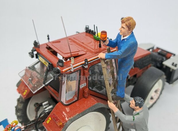 2x ZWAAILAMPSTEUN VERSIE K &Oslash; 1mm steun. Mat: Resin ALUMINIUM glans geschikt voor montage Farmmodels Zwaailampen 