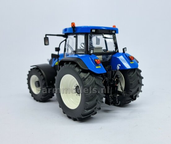 VERBOUWD: New Holland T7550 blue 1:32 nieuwe banden &amp; WIT gespoten velgen, eindvertragingen-wielmoeren &amp; FREE GIFT VOORRUIT STICKERSET 1:32  MM2212-REB  NB2B