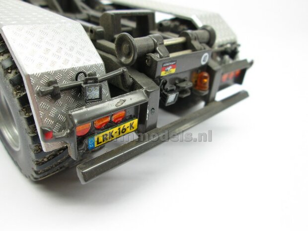 10x Werklampen (5x 462666) VIERKANT 4x4 mm, 3D L.E.D.-Look Glas effect MET Kabel, montage pen ACHTERKANT, MET handgreep 1:32 NB2B