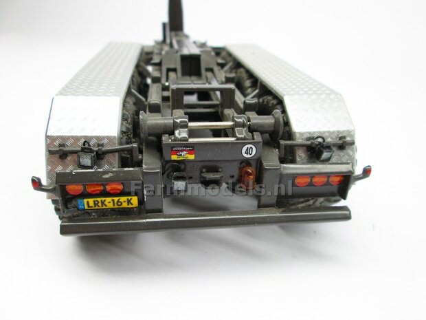 10x Werklampen (5x 462666) VIERKANT 4x4 mm, 3D L.E.D.-Look Glas effect MET Kabel, montage pen ACHTERKANT, MET handgreep 1:32 NB2B