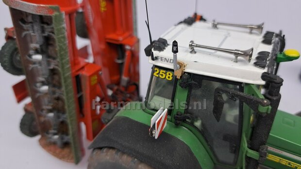 6x AFDEK-/ BESCHERM DOPJES t.b.v. ZWAAILAMPSTEUN passen op  &Oslash; 1mm steun. Materiaal: Resin ZWART gespoten geleverd 1:32 