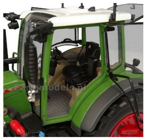 Fendt 515 Vario + afneembare voorlader met bak - 2026 + FREE GIFT VOORRUIT STICKERSET 1:32 Universal Hobbies UH6741   