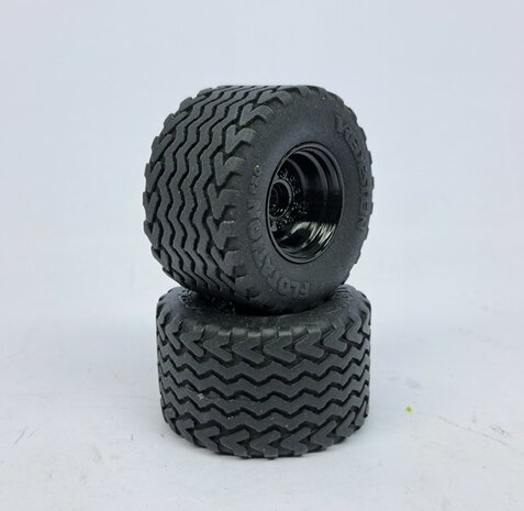 &Oslash; 46.8 mm: TEBBE HS 240: 2x Vredestein Flotation Pro Banden met ZWART GLANS gespoten Velgen 1:32 Premium Line Series  