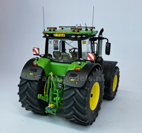 20x Zelfklevende RODE GLIMMERS/ REFLECTOREN  Type S4  afmeting: 0.8 x 1.8mm  Kleur: HELDER ROOD  Farmmodels.nl