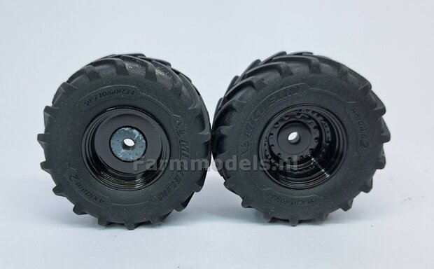 &Oslash; 54.8 x 25.8 mm: JD 7R Series: 2x Michelin Axiobib2 Banden + RESIN Velgen ZWART GLANS gespoten  1:32  Farmmodels Premium Line Series 