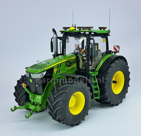 &Oslash; 70.3 x 30.4 mm: JOHN DEERE 7R &amp; 8R Wiking: 2x Michelin Axiobib2 Banden + RESIN Velgen BLANK geleverd 1:32    Farmmodels Premium Line Series  