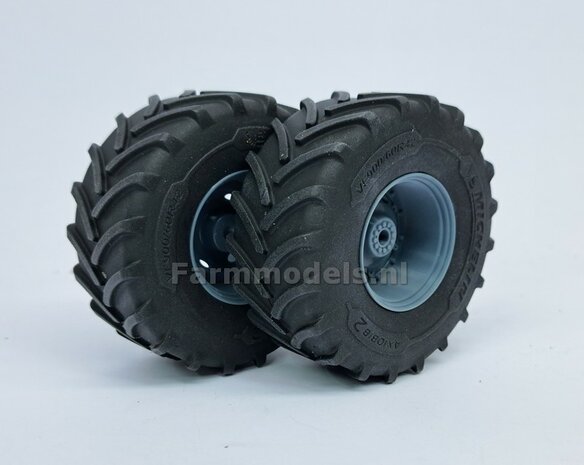 &Oslash; 70.3 x 30.4 mm: JOHN DEERE 7R &amp; 8R Wiking: 2x Michelin Axiobib2 Banden + RESIN Velgen BLANK geleverd 1:32    Farmmodels Premium Line Series  