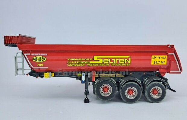 2x FAD Naafdop &Oslash; 8mm  Resin, KRAMPE ROOD  (Vicon HP1600 Margemodels ROOD) gespoten geleverd  1:32  Farmmodels 