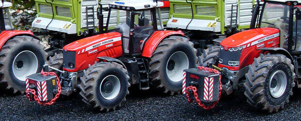25cm MF RODE (SLEEP-) KETTING GROF, MASSEY FERGUSON 9S ROOD gespoten geleverd. Lengte per schakel ongeveer 3,3 mm 1:32 