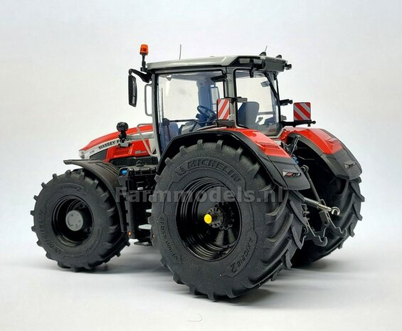 2x  MASSEY FERGUSON STEEK-ASSEN   &Oslash; 9mm t.b.v. ACHTERAS RESIN BLANK Geleverd  1:32  Farmmodels Premium Line Series