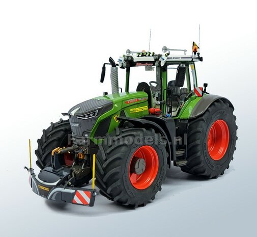 &Oslash; 70.6 x 30.4 mm: MASSEY FERGUSON 9S: 2x Michelin Axiobib2 Banden + RESIN Velgen BLANK geleverd 1:32     Premium Line Series  