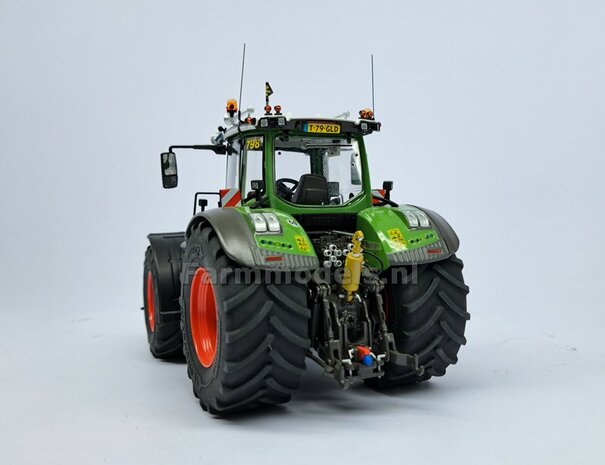 &Oslash; 70.6 x 30.4 mm: MASSEY FERGUSON 9S: 2x Michelin Axiobib2 Banden + RESIN Velgen BLANK geleverd 1:32     Premium Line Series  
