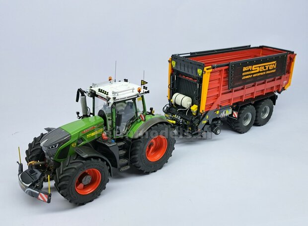 &Oslash; 70.6 x 30.4 mm: MASSEY FERGUSON 9S: 2x Michelin Axiobib2 Banden + RESIN Velgen BLANK geleverd 1:32     Premium Line Series  