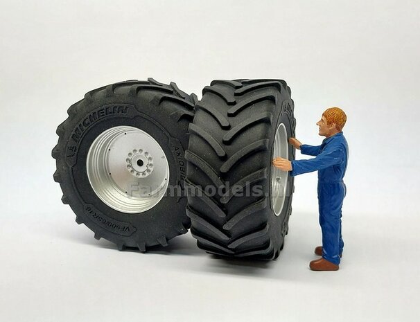 &Oslash; 70.6 x 30.4 mm: MASSEY FERGUSON 9Sg: 2x Michelin Axiobib2 Banden + Resin Velgen ALU-METALIC Gespoten geleverd 1:32   Premium Line Series  