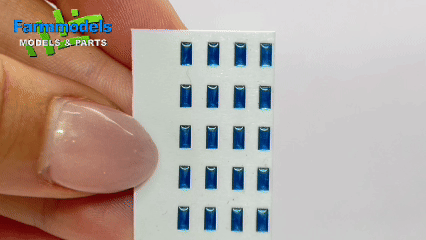 50x Zelfklevende BLAUWE GLIMMERS/ REFLECTOREN  Type S22  afmeting: 1,5 x 3 mm  Kleur: HELDER BLAUW  Farmmodels.nl