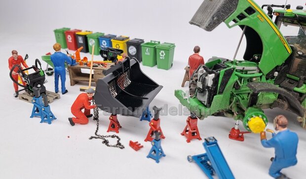 BOUWKIT: S70 KETTINGBAK 35 mm breed. Mat: Resin ZWART gespoten + ZWARTE KETTING &amp; 2 asjes t.b.v. S70 KOPPELING o.a. Volvo EC220E van AT 1:32  