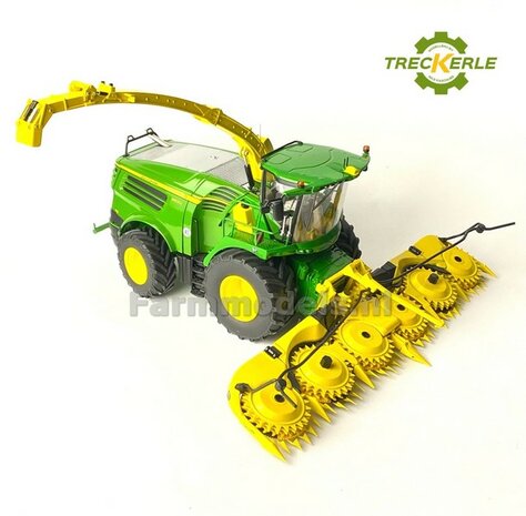 BOUWKIT: JOHN DEERE HARVEST LAB 3000 t.b.v. PIJP JOHN DEERE hakselaar   Materiaal RESIN BLANK geleverd 1:32   Treckerle