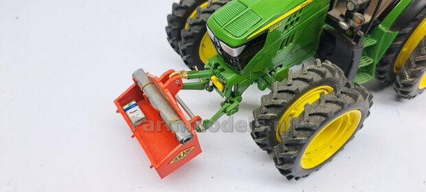 "COVER" Topstang DELUXE lengte 22.3mm met 1x VANGHAAK aansluiting. Geleverd in FENDT 942 CHASSIS GRIJS + 2x messing as t.b.v. details  1:32