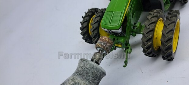 "COVER" Topstang DELUXE lengte 22.3mm met 1x VANGHAAK aansluiting. Geleverd in JD 7R 310 GROEN + 2x messing as t.b.v. details  1:32