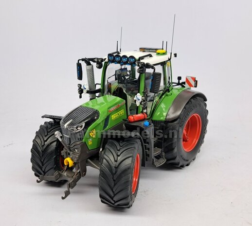 &Oslash; 52.3 x 24.2 mm: FENDT 728: 2x Vredestein Banden met RESIN velgen BLANK Geleverd  1:32   Farmmodels Premium Line Series 