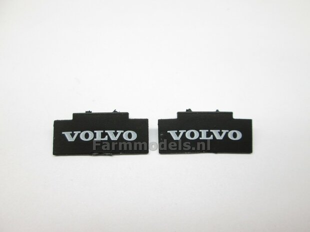 2x Spatlap met Volvo bedrukking ong. 20 x 7,5 mm, afkomstig voor de vooras Volvo truck Flexibel rubber 1:32