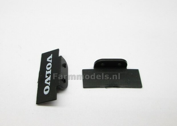 2x Spatlap met Volvo bedrukking ong. 20 x 7,5 mm, afkomstig voor de vooras Volvo truck Flexibel rubber 1:32