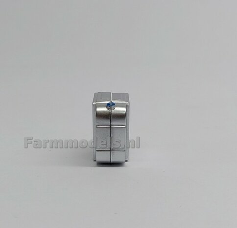 1x bouwkit Ad-Blue tank Volvo FH  Marge Models 1:32