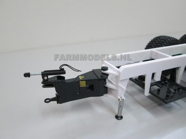 Universeel Knikdissel Tandem as chassis, incl topdrukcilinderset, Bouwpakket, perfect als basis voor je modelbouw (tank) 1:32 (HTD)                       