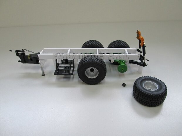 Hefinrichting set, geschikt voor (carrier/haakarm) mest tank + mesttank chassis, bouwkit 1:32 