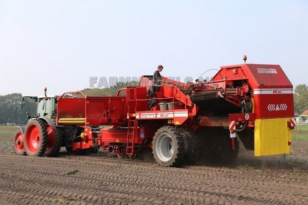 &Oslash; 48.9 mm: GRIMME 260SE: 1x DUBBELLUCHT CULTUURWIELEN + 1x brede VREDESTEIN Band + Velg  + EINDVERTRAGINGEN 1:32   