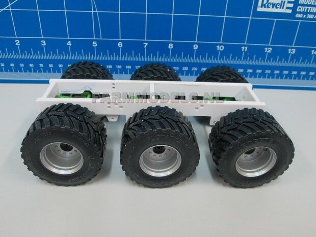 Universeel 3-as chassis met liftas functie, asafstand 56.65 mm (1:1 = 1810 mm) perfect als basis voor je zelfbouwchassis, 1:32, geleverd zonder assen / banden!!! (HTD)