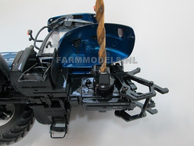 &Oslash; 61 x 25 mm: FORD TW &amp; 8730 - NH T7.210 &amp; T7.225: 2x Brede Banden (nr. 2A) + ALUMINIUM velgen BLANK geleverd 1:32 Custom Line Series 