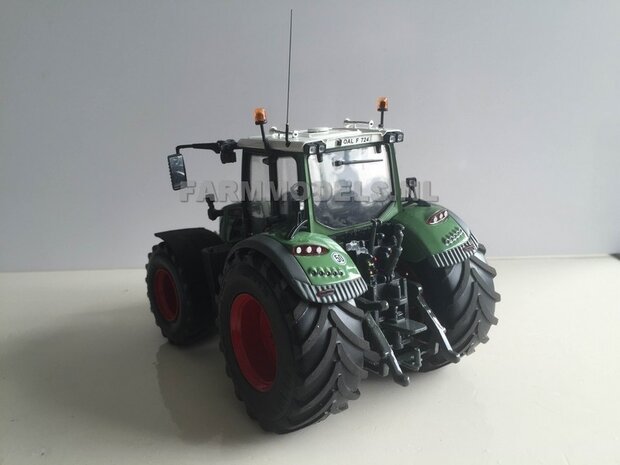 044. Voorbeeld foto&#039;s nieuwe Vredestein brede bandenset, ook geschikt voor Fendt 724 Gen II UH 1:32