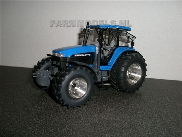 545. New Holland 8770A op bredere banden met bouwkit cultivator Lemken / Evers